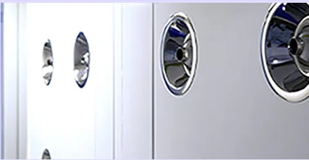 Buồng tắm khí ở lối vào phòng mổ